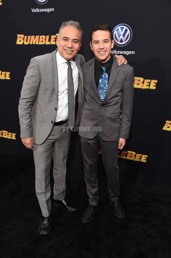 Transformers Bumblebee Global Premiere Images  (53 of 220)